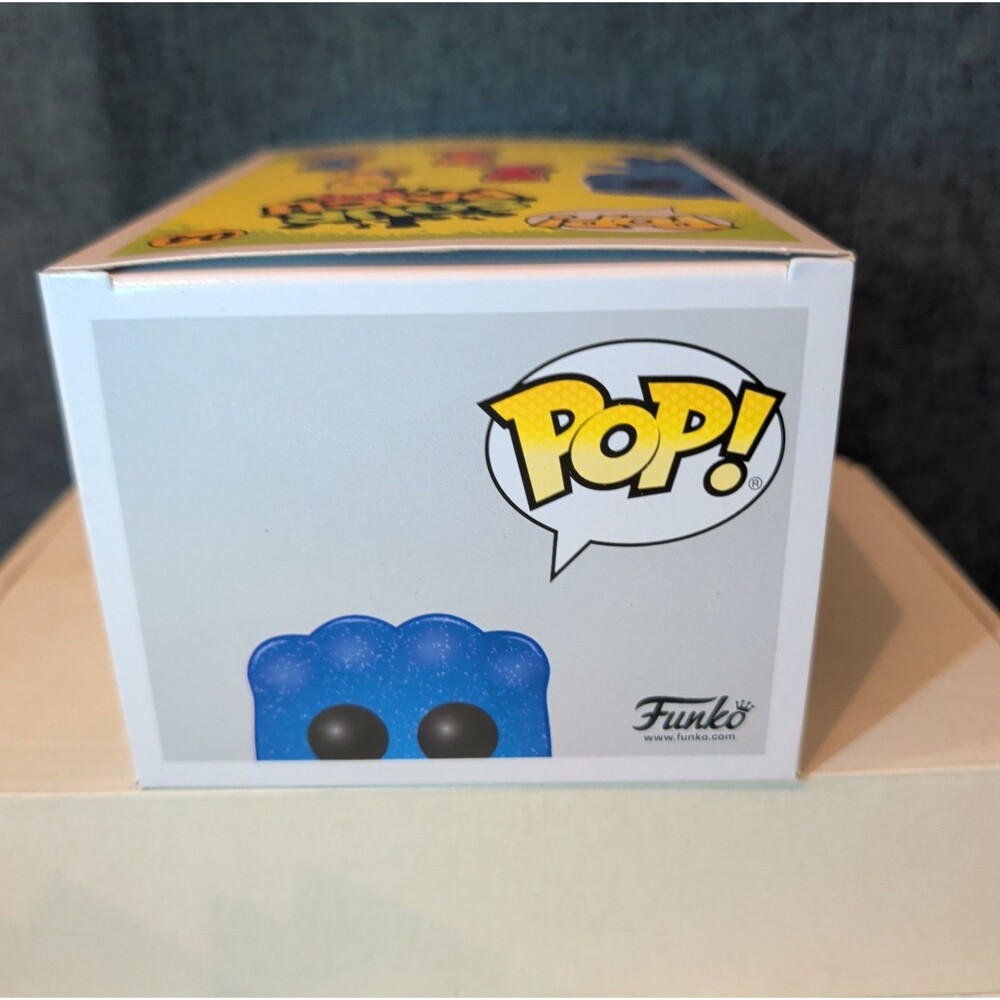 Funko Pop 04 Sour Patch Kids Blue Raspberry Glitter 2021 NIB 889698571100 - Picture 12 of 16